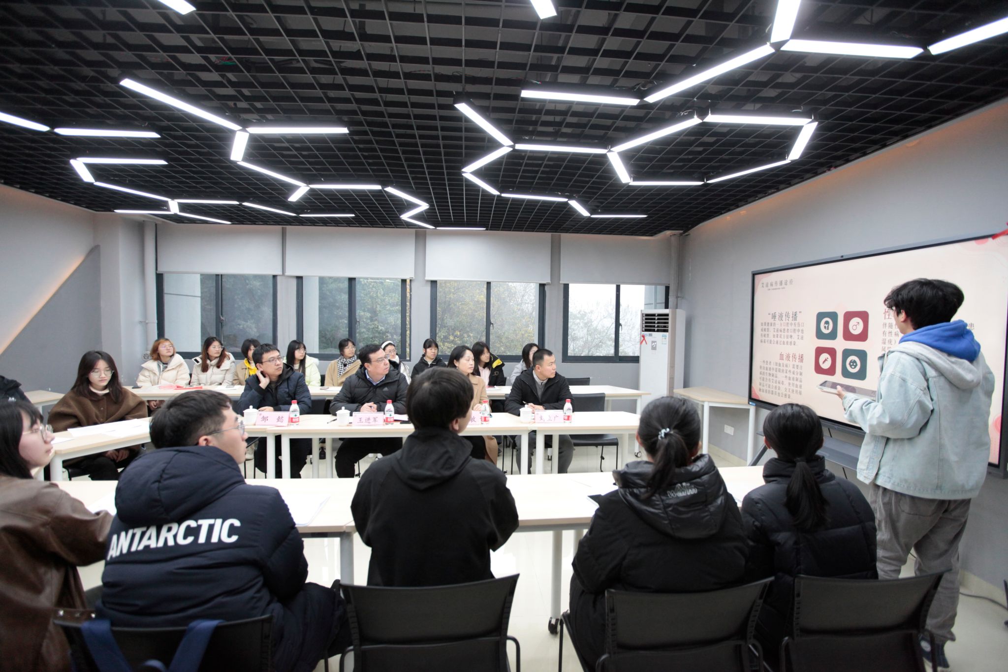 c36cdd92c6d26914608b8b623625370